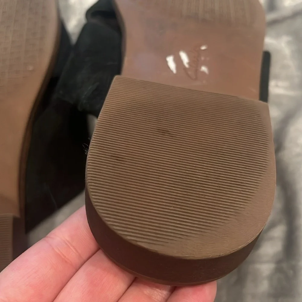 Clarks Black Suede Snakeprint Rubber Sole Slides (Size 6)